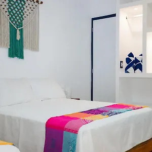 3* Hotel Linda Vecindad